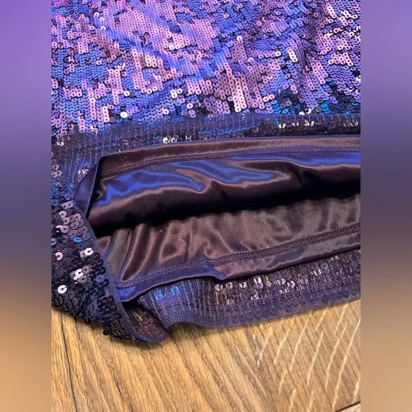 EXPRESS Sequin Mini Dress - Picture 6 of 10